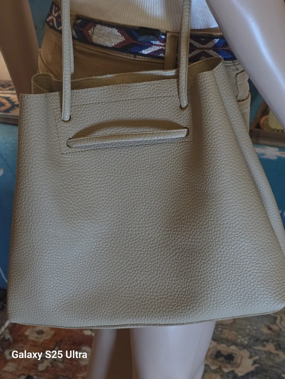 8 Other Reasons Taupe Premium Vegan Leather Bucket Tote Bag EUC